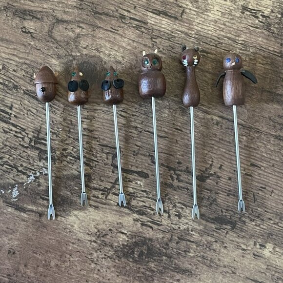Vintage Danish MCM Teak Wood Handle Cocktail Picks Forks Set of 6 Cat Mouse Owl - Picture 2 of 8
